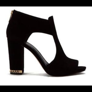 Michael Kors Sabrina open toe size 6